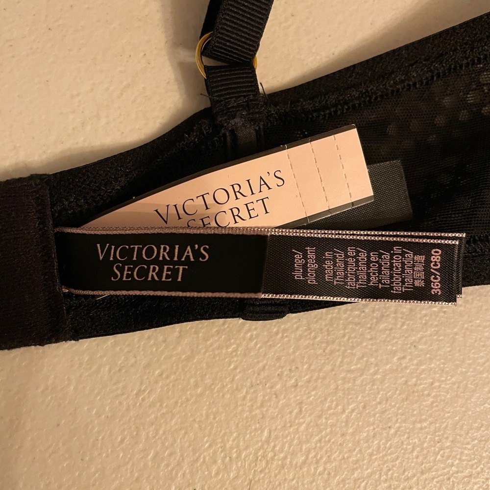 Victoria's Secret Bra VS Fishnet Plunge Bra VS Lace Bra Removable Padding 36C 🆕 - Picture 13 of 16